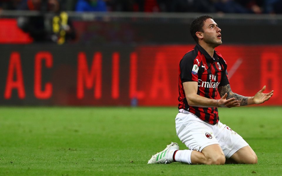 Бранителят на Милан Давиде Калабрия официално ще липсва за &bdquo;росонерите&rdquo;