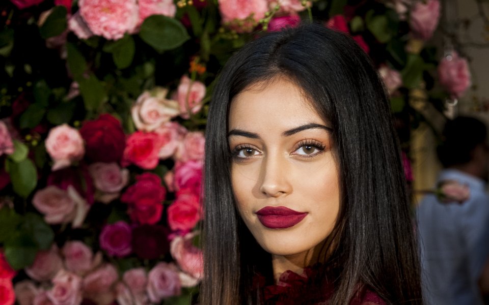 Испанският модел Синди Кимбърли отрече слуховете, че е във връзка