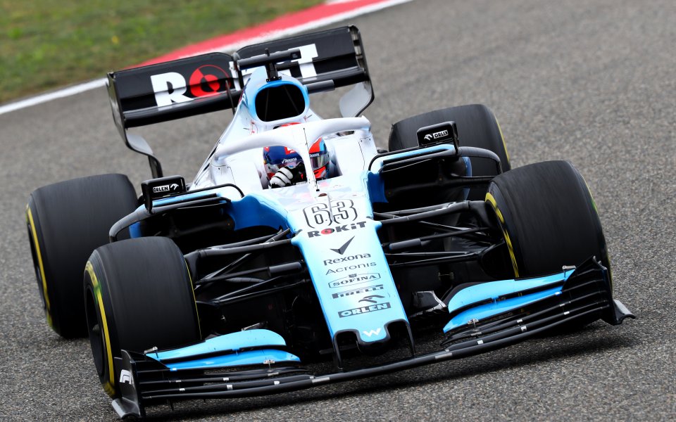 Куриозни проблеми белязаха първата свободна тренировка преди Гран при на