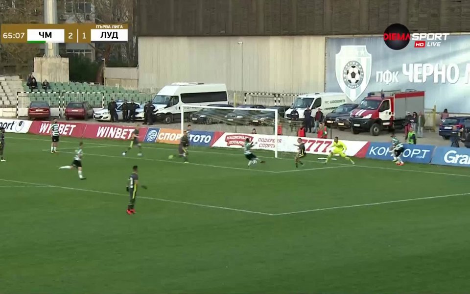 В 66-ата минута на двубоя от 31-ия кръг на Първа