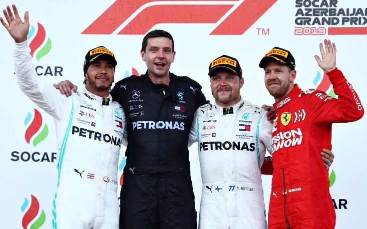 Ботас триумфира в Баку, четвърта двойна победа за Мерцедес