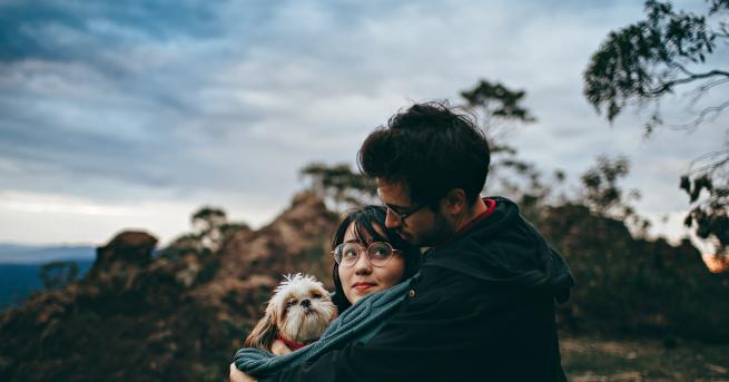 Да прегръдката е най красивата форма на комуникация която показва че