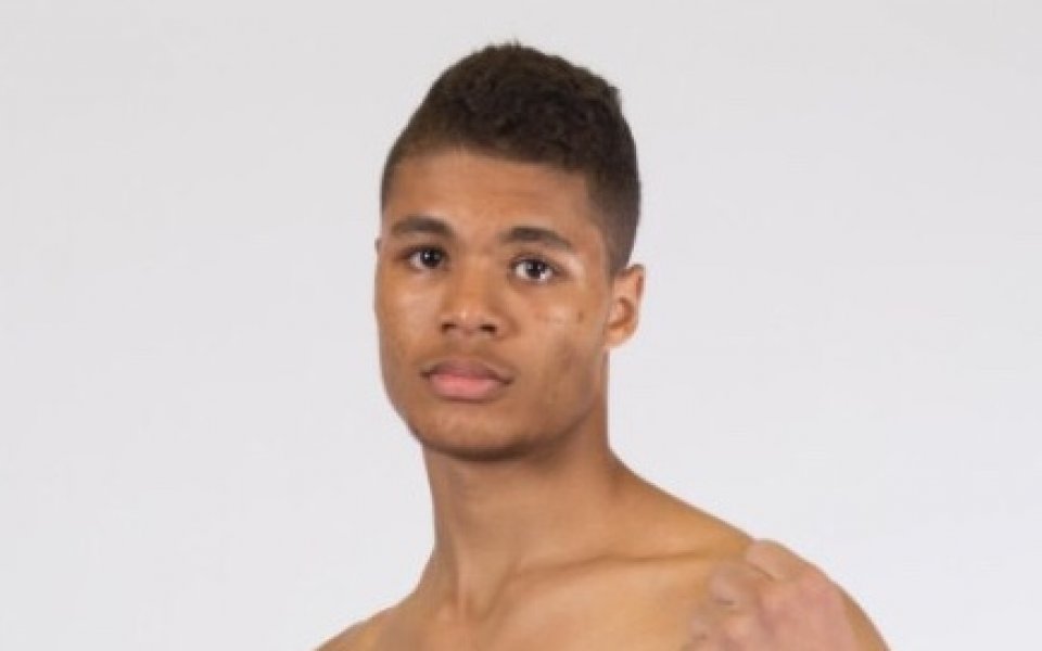 Два дни преди сблъсъка за шампионския пояс в К1, опонентът