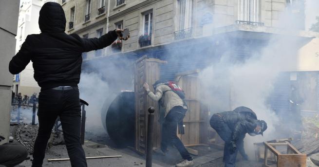 Свят 1 май сблъсъци в Париж без транспорт в