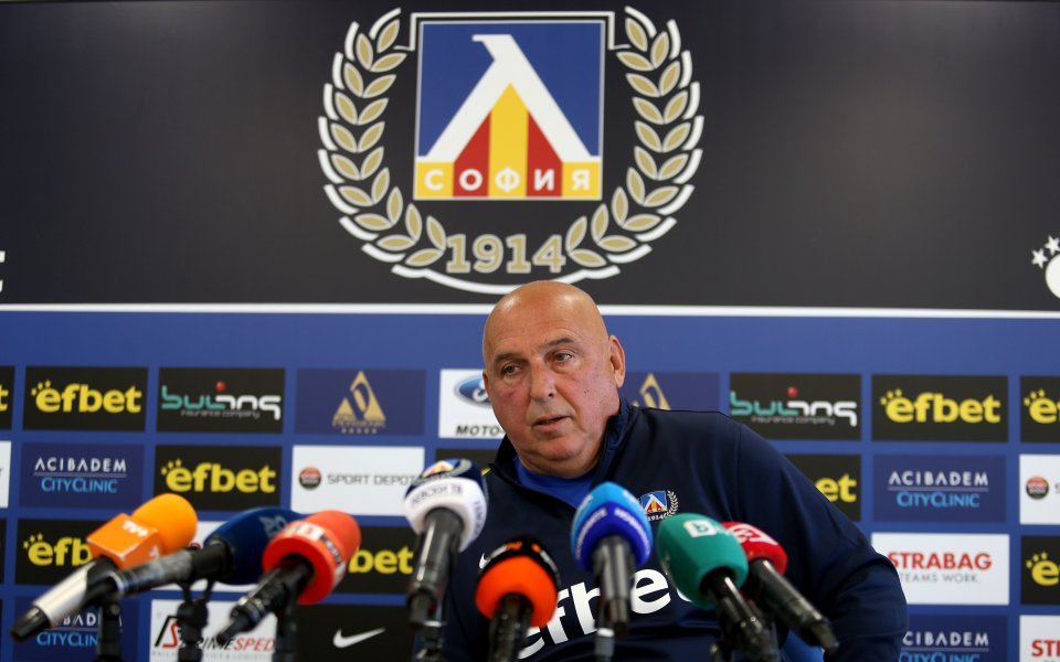 Временният наставник на Левски Георги Тодоров взе отношение по информациите