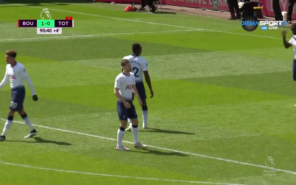 Борнемут все пак успя да вкара във вратата на останалите