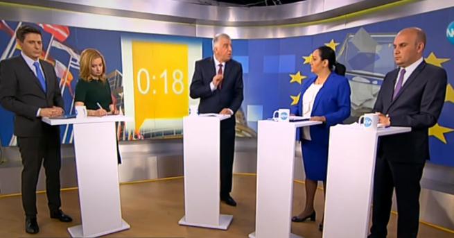 България Лиляна Павлова Румен Гечев и Илхан Кючюк в предизборен