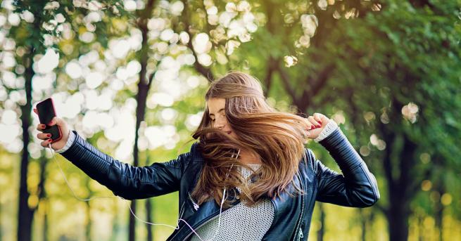 Любопитно Тя е само на 16г и покорява световните върхове