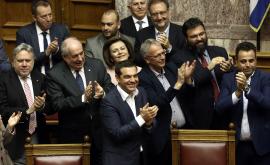  Правителството на Ципрас оцеля при избор на доверие 