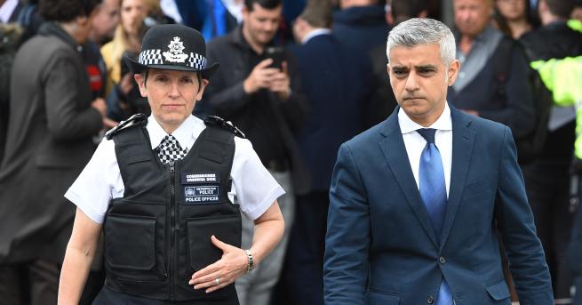 Свят Заплахи срещу кмета на Лондон 24 часова полицейска защита От