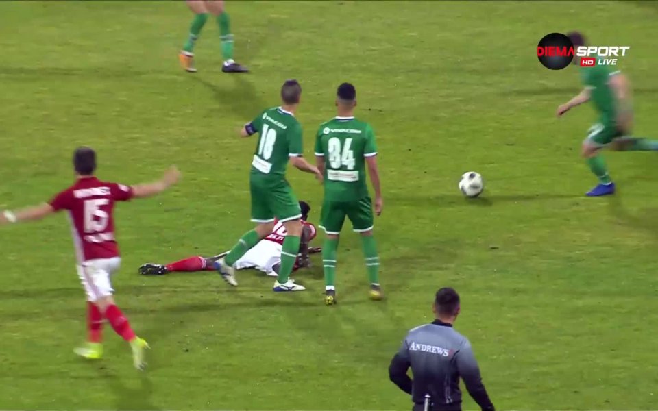 В края на двубоя между ЦСКА и Лудогорец двата тима