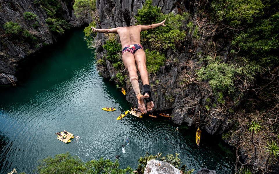 Кои са най-големите предизвикателства на височинното скачане във вода?
