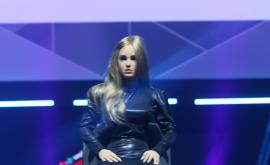  Роботът Harmony 