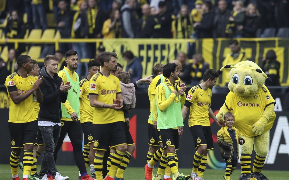 Борусия Дортмунд ще осигури доста сериозна премия за своите играчи,