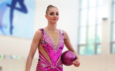 Българката Боряна Калейн спечели златен медал на бухалки и сребро