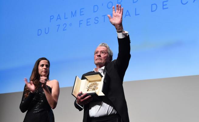  Анушка Делон с татко си Ален Делон в Кан 