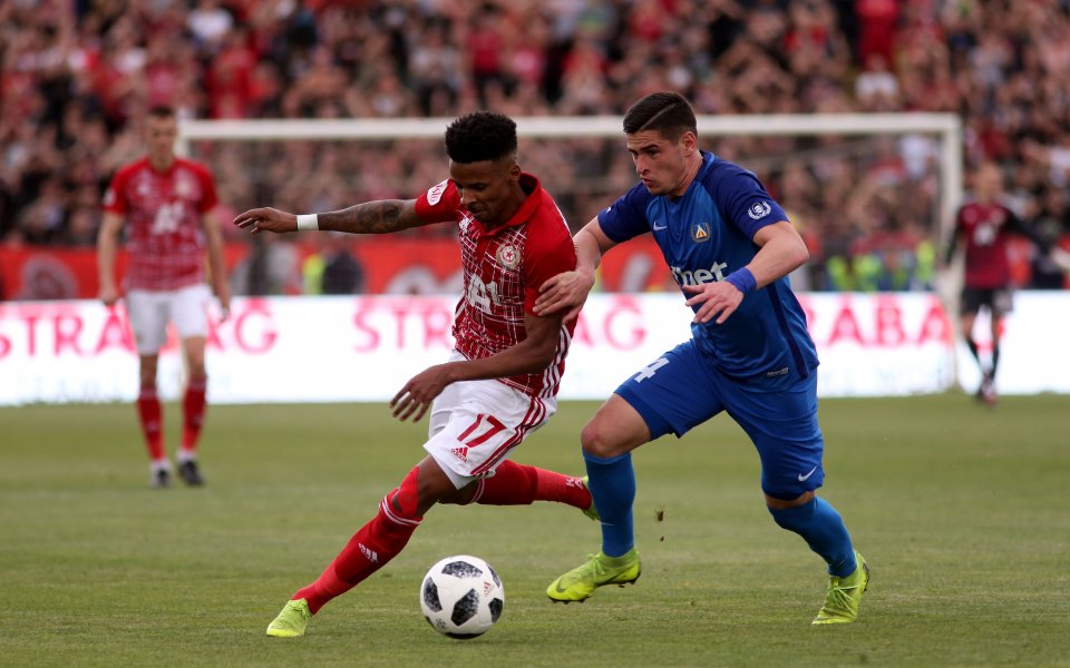 На 1 септември в неделя Левски и ЦСКА ще мерят