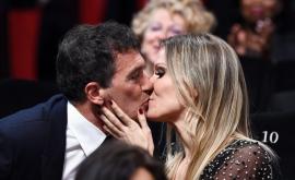  <p><strong>Красавицата</strong>, която <strong>замести Мелани Грифит </strong>в сърцето на Бандерас</p> 