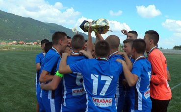 Левски спечели първата титла в историята на Елитната група до