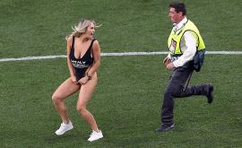  Кинси Волански 