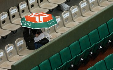 Изключително неблагоприятните метеорологични условия във френската столица Париж както и