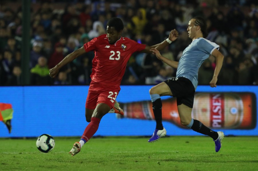 Суарес се завърна с гол за Уругвай преди старта на1
