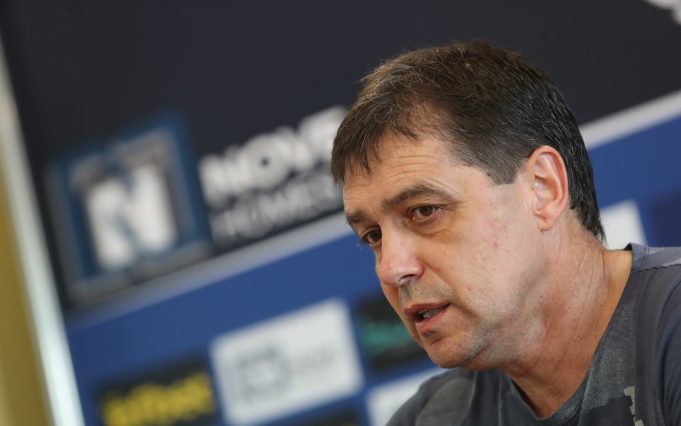 Старши треньорът на Левски Петър Хубчев заяви, че се надява