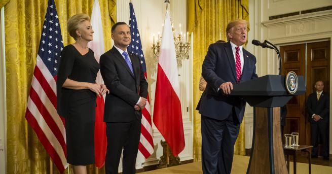 Свят Тръмп сключи супер сделка а Полша ще плати солено