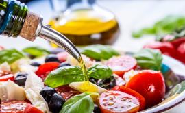  <p>Учени разкриват за какво да готвим с <strong>повече зехтин</strong></p> 