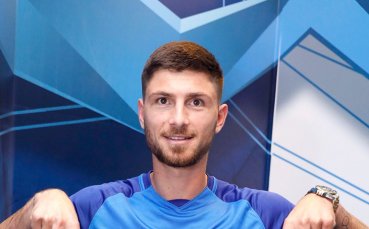 25 годишният централен защитник на Левски Янис Каргас даде интервю за