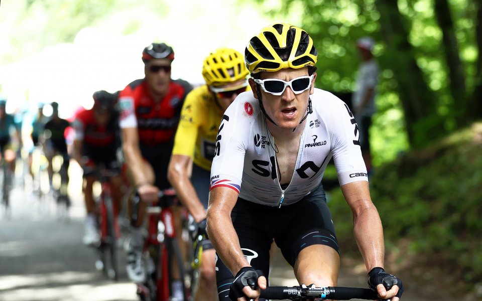 Шампионът от Тур дьо Франс Герант Томас катастрофира по време