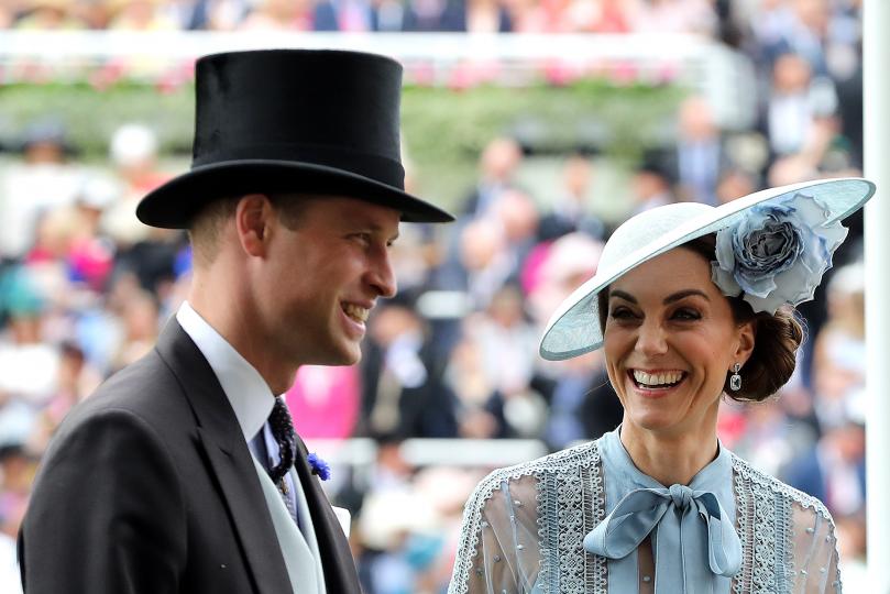 <p>Принц Уилям и Кейт Мидълтън във видимо добро настроение.</p>