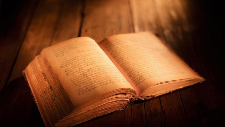  Вдъхновяващите цитати на Милан Кундера за любовта и предишното 