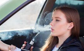  <p>Първа огромна възбрана на електронните цигари</p> 