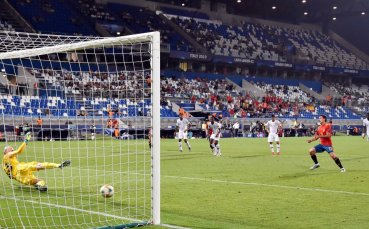 Германия и Испания ще се изправят във финална битка на