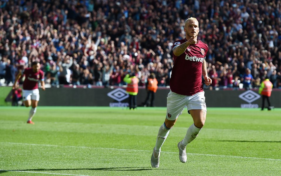 Английският Уест Хем е приел предложението от китайския Шанхай СИПГ