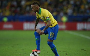 Португалският ежедневник А Бола твърди че бразилският национал Евертон Соуса