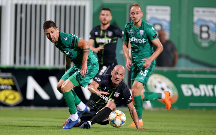 Дебютна победа за Ботев Враца през сезона, Витоша затъва