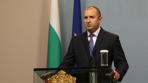  Депутатите отхвърлиха ветото на Радев 