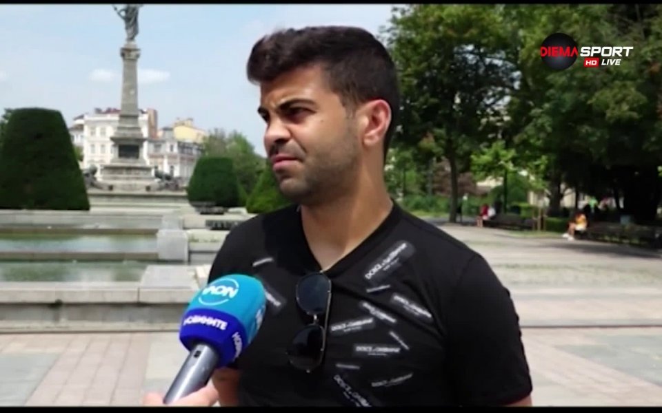 Полузащитникът Самир Аясс е една от опитните фигури в редиците