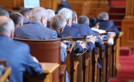  Цивилен към този момент ще може да оглавява военното разузнаване 