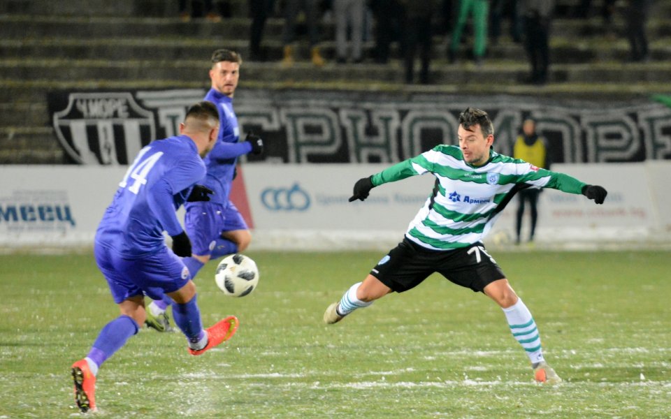 Отборите на Черно море и Етър Велико Търново се изправят