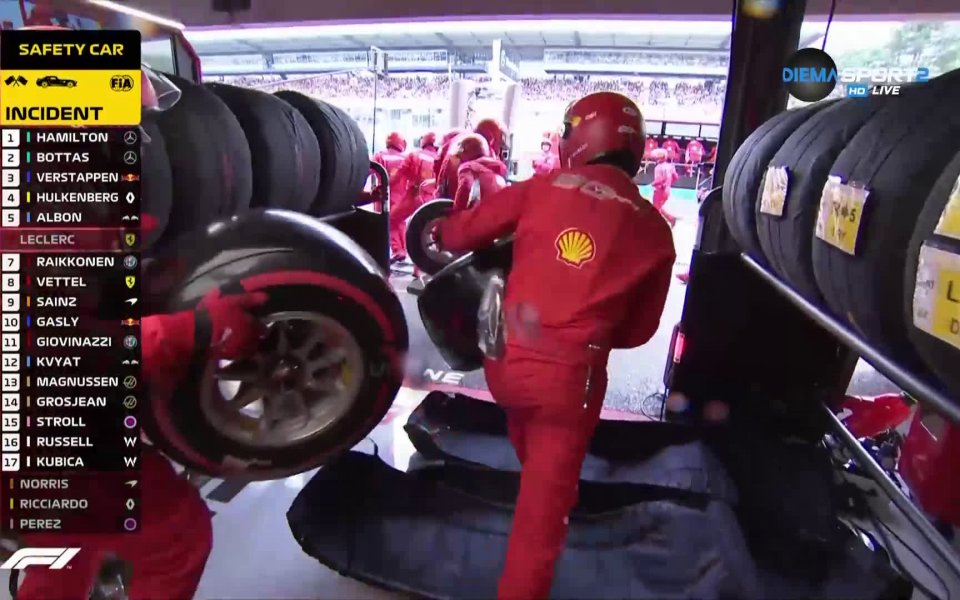 Единият от пилотите на Ферари в лицето на Шарл Льоклер