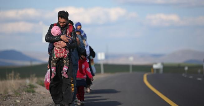 Свят Защо Турция вече не иска бежанците от Сирия Неясно