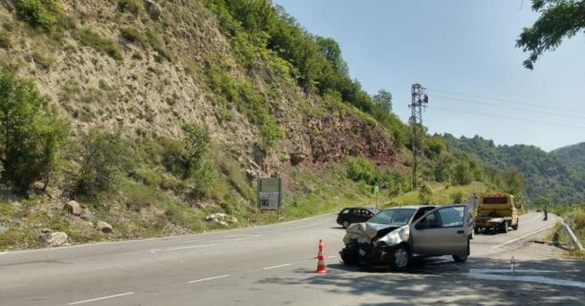 България Катастрофа между две коли в Искърското дефиле има ранени