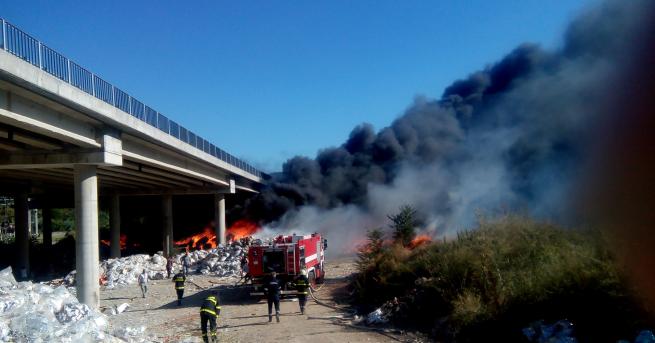 България Втори пожар за два дни гори край Дупница Спряно