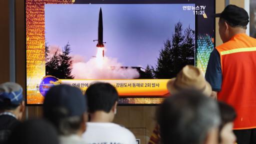  <p>КНДР изстреля ракети: Никога повече договаряния с Юга</p> 