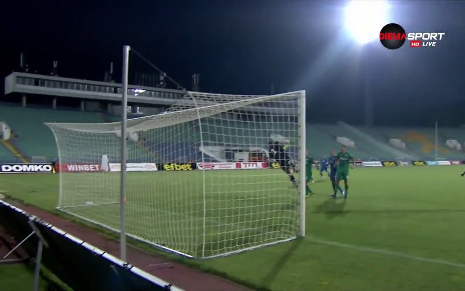 Отборът на Левски излиза нпрад в резултата в 22-ата минута