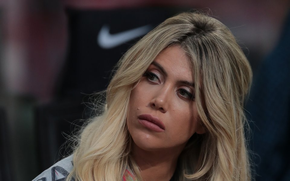 Съпругата на нападателя на Пари Сен Жермен Мауро Икарди -