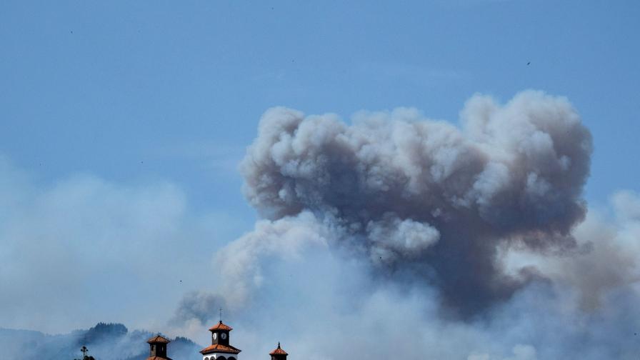  Огромен пожар на Кран Канария, хиляди евакуирани 